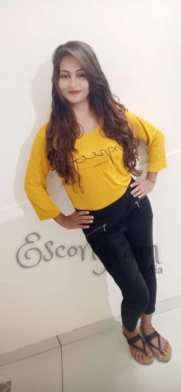 Call Girl CHANDIGARH Akriti Singh