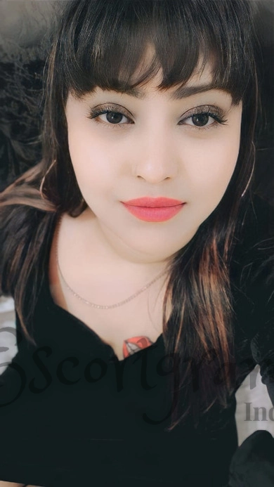 Call Girl Chandigarh - Saloni