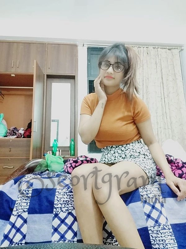 Call Girl CHANDIGARH Roshni Singhal