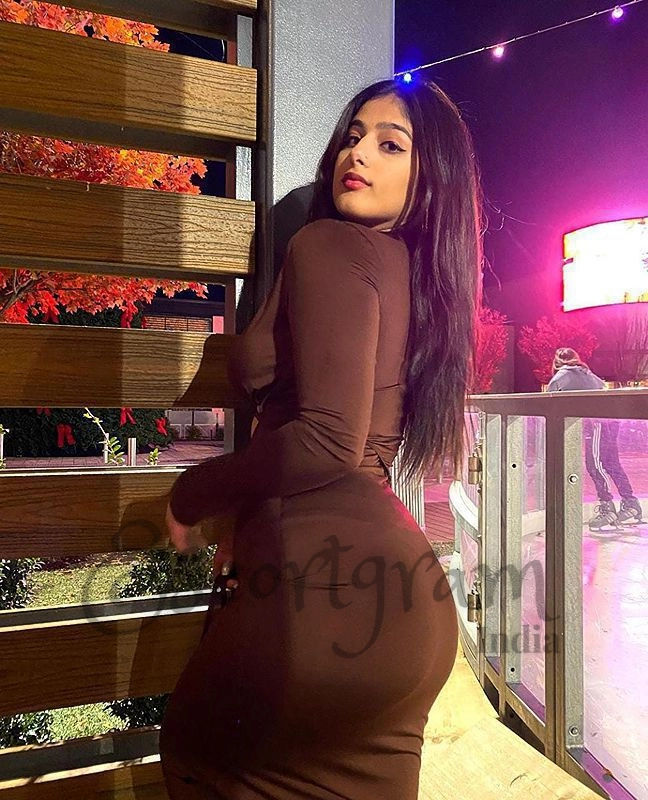 Call Girl CHANDIGARH Simran Gill