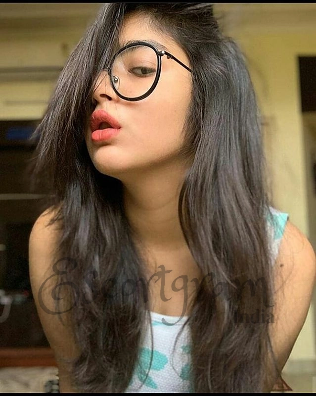 Call Girl CHANDIGARH Suman Chabra