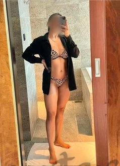 Call Girl KOLKATA Kavya