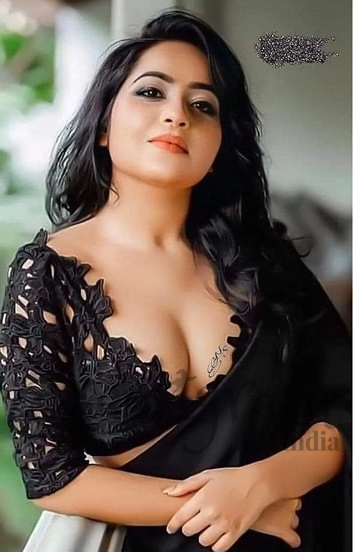 Call Girl Kolkata - Monika