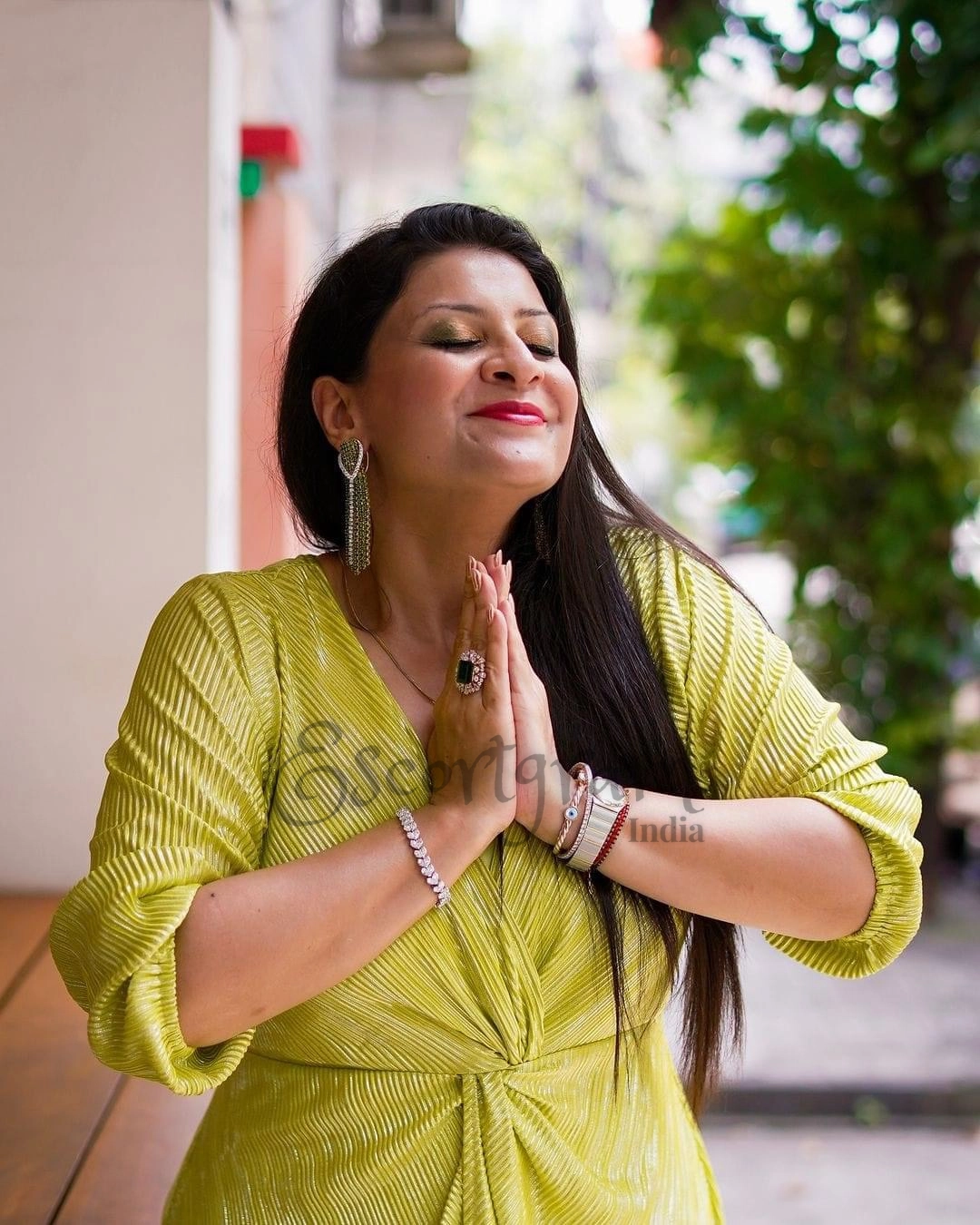 Call Girl KOLKATA Neha