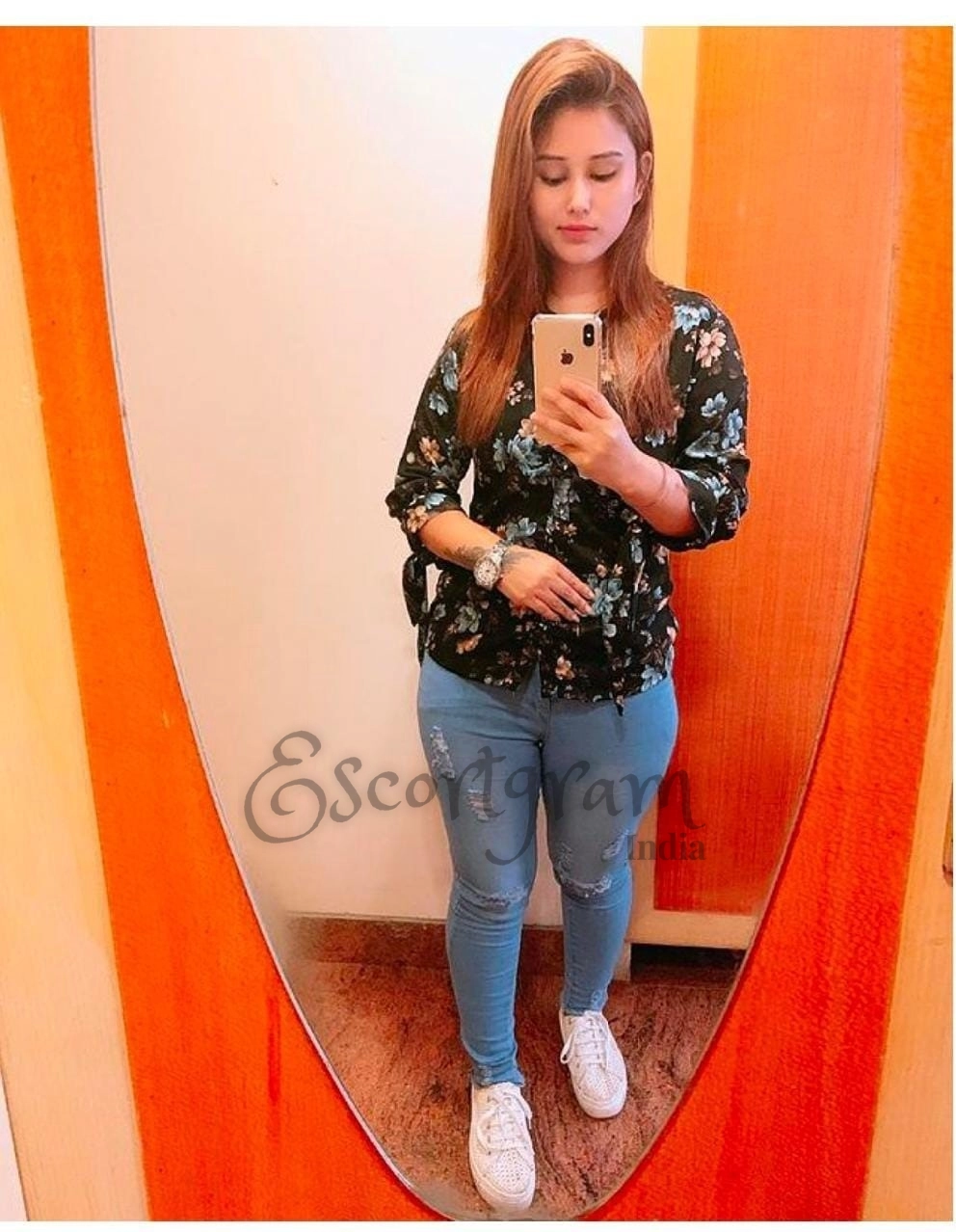 Call Girl KOLKATA Neha Sharma