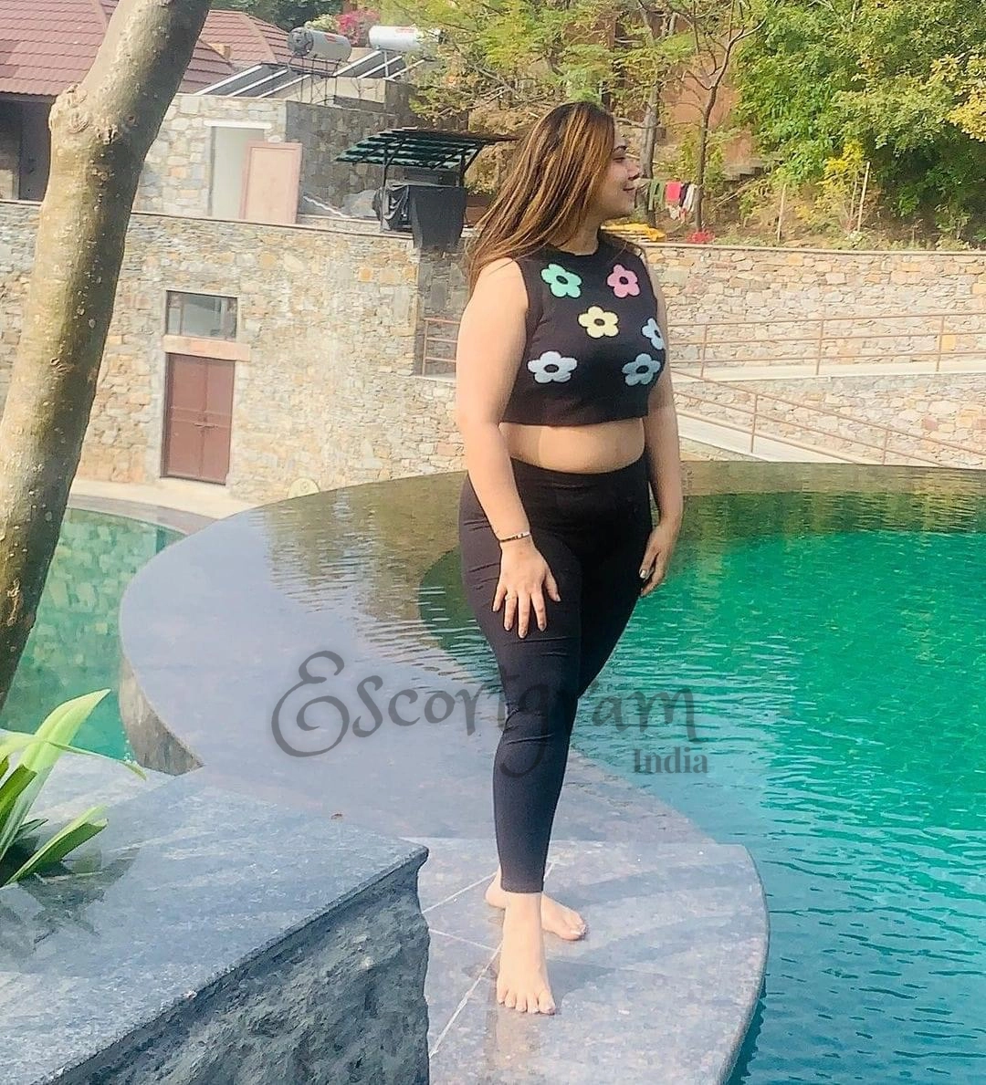 Call Girl KOLKATA Nisha