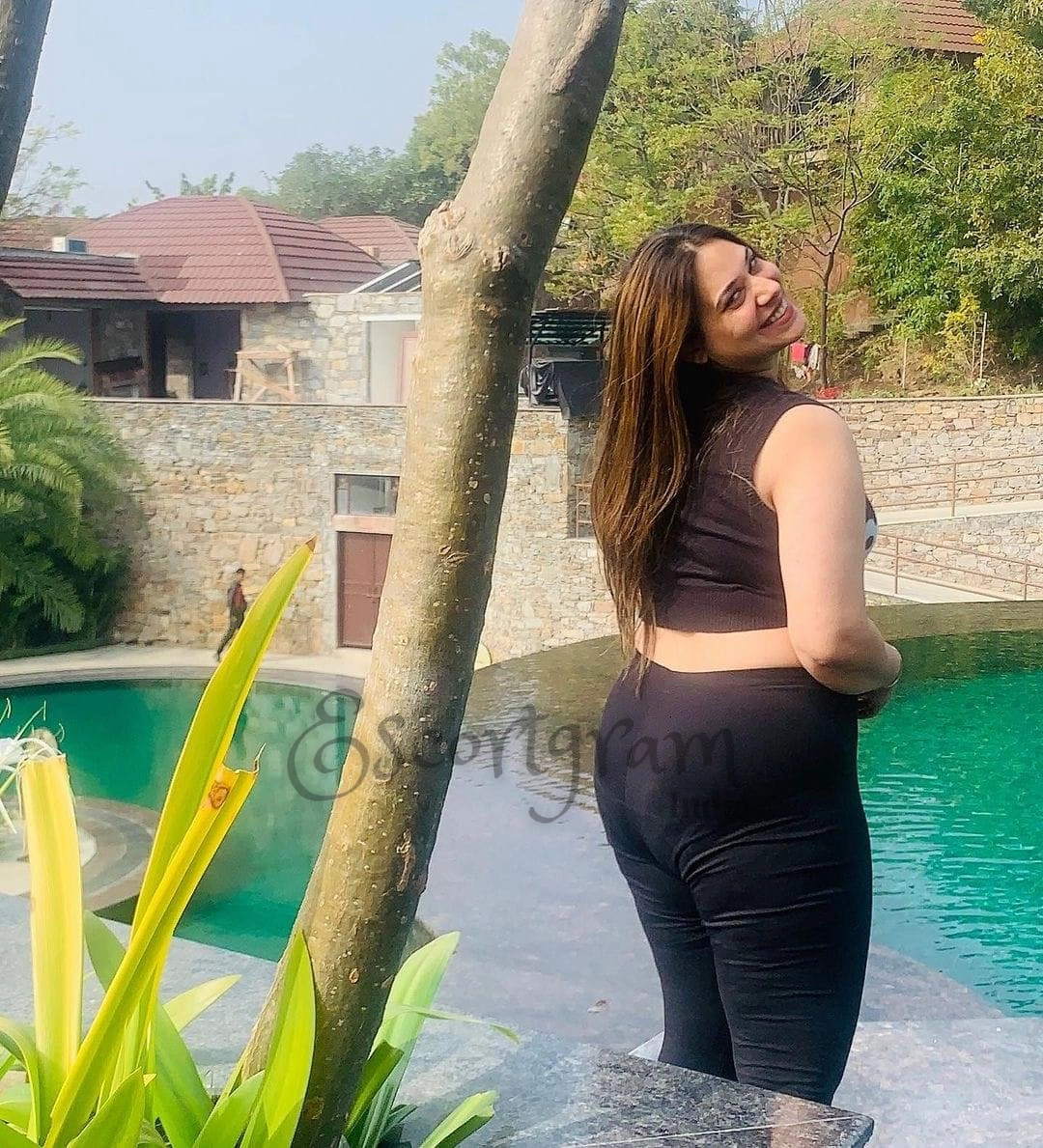 Call Girl KOLKATA Nisha
