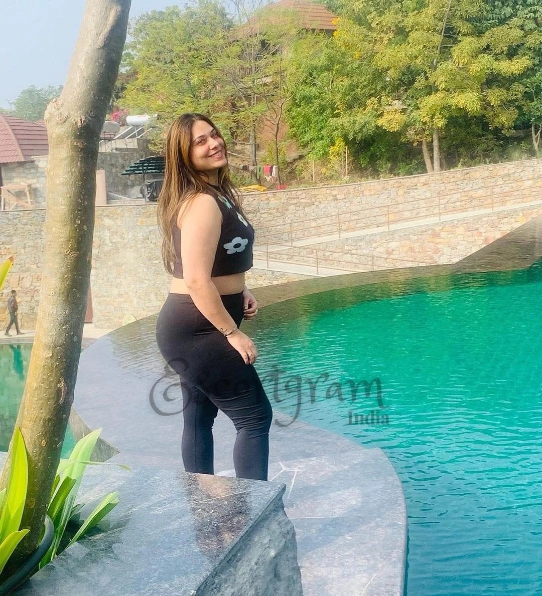 Call Girl KOLKATA Nisha