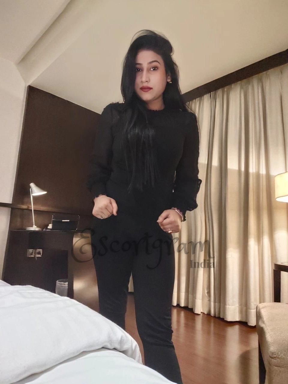 Call Girl Kolkata ORIYA MATHUR