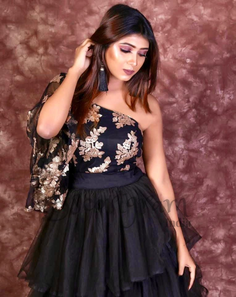 Call Girl KOLKATA Alisha