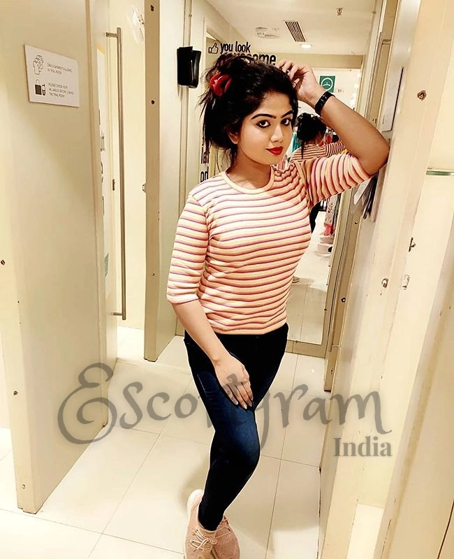 Call Girl KOLKATA Radhika Sharma
