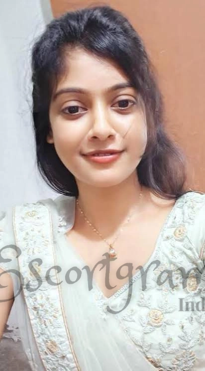 Call Girl Kolkata RISAV