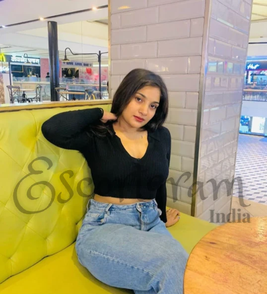 Call Girl Kolkata - Riya