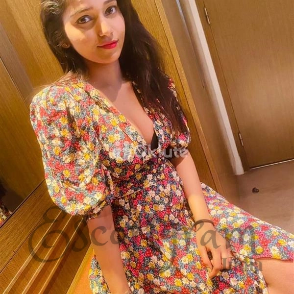 Call Girl KOLKATA Riya Raj