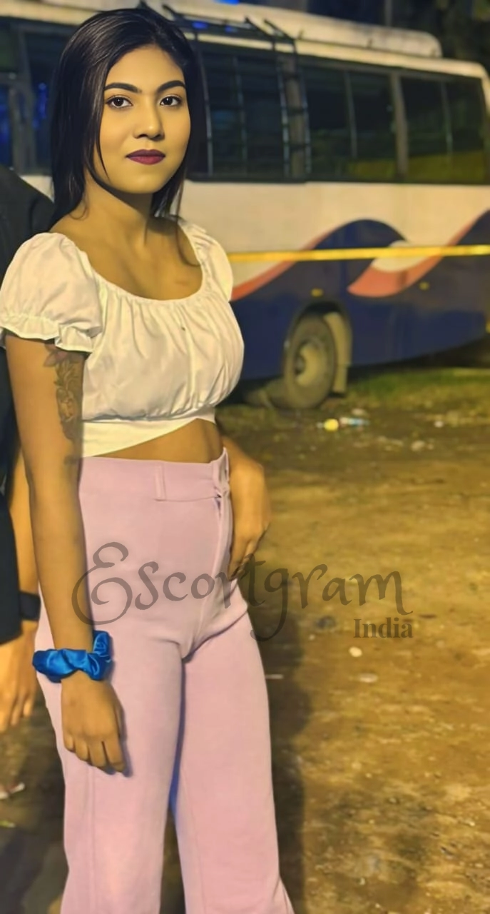 Call Girl Kolkata - Riya Sharma