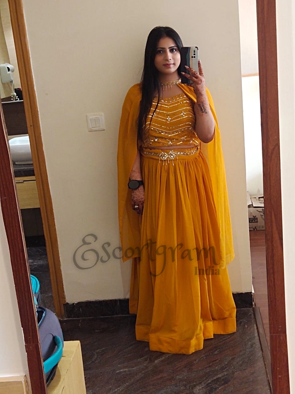 Call Girl Kolkata - Riya Roy