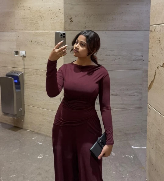 Call Girl KOLKATA Riya