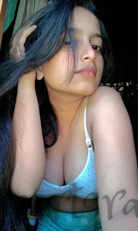 Call Girl Kolkata - Saanvi Roy