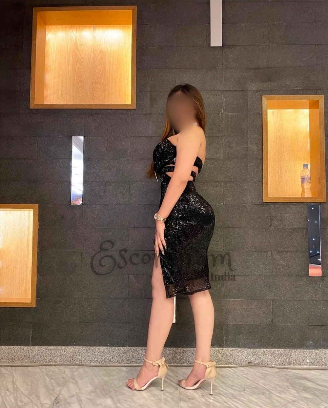 Call Girl KOLKATA Saloni