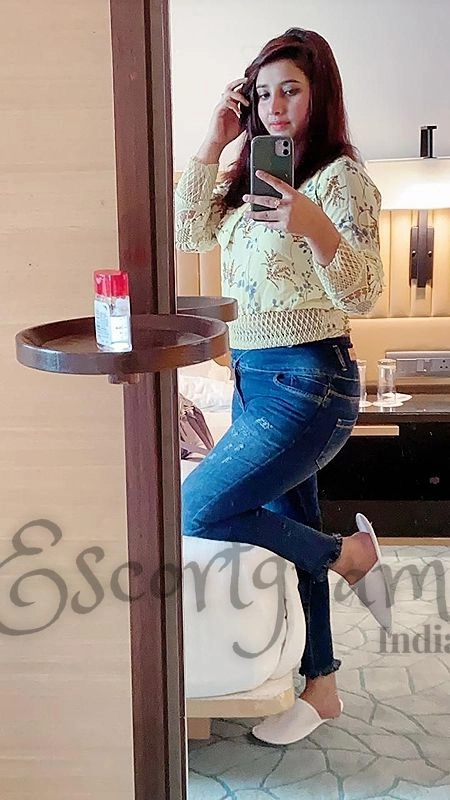 Call Girl KOLKATA Sanjana Kapoor