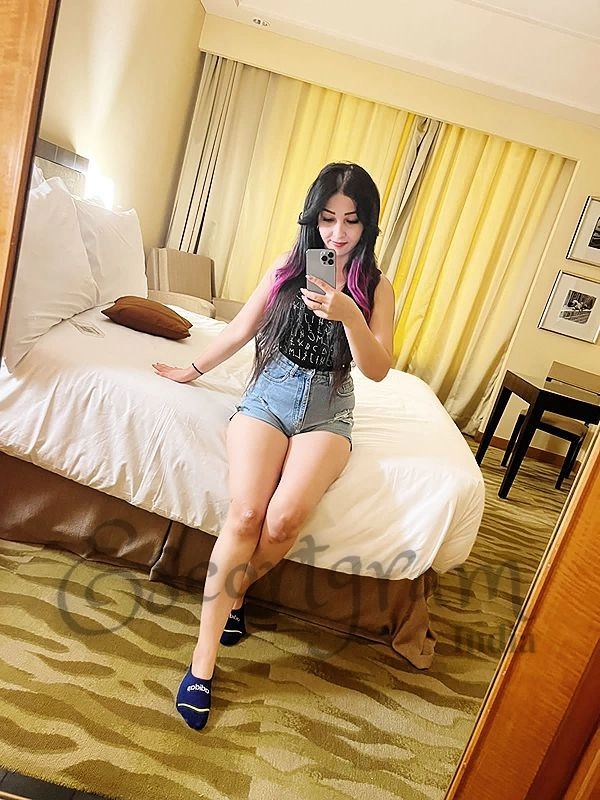 Call Girl KOLKATA Saumya Pradhan