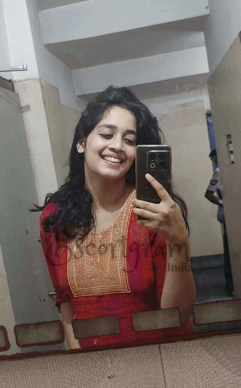 Call Girl KOLKATA Shivani