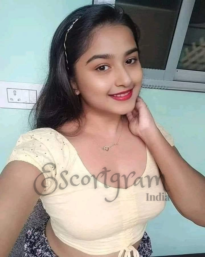 Call Girl KOLKATA Monika