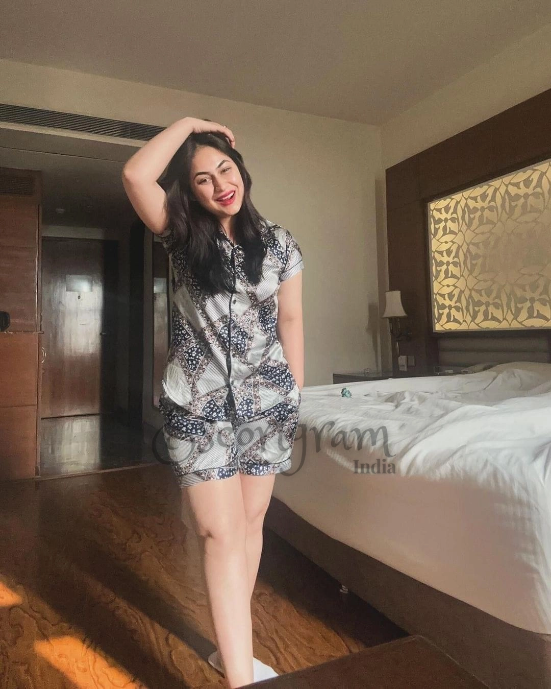 Call Girl KOLKATA Vishaka