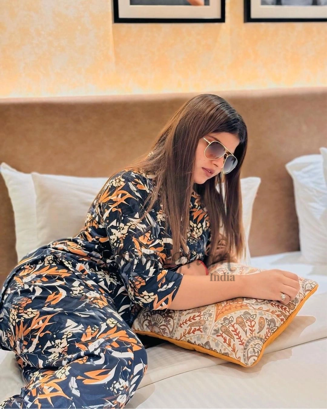 Call Girl KOLKATA Yamani