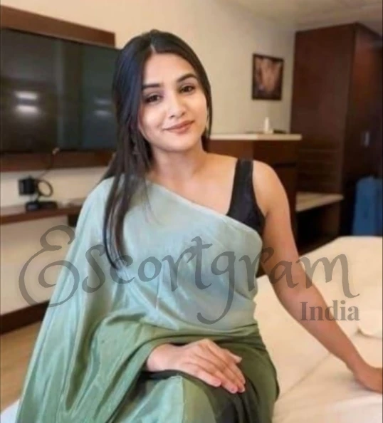 Call Girl KOLKATA Zinaat
