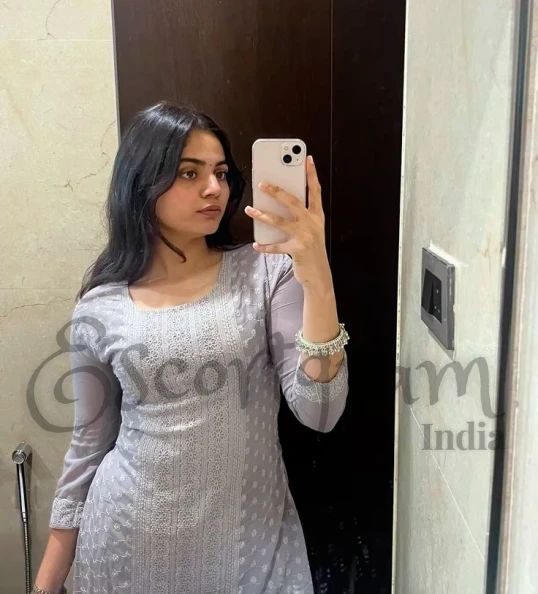 Call Girl KOLKATA Zinaat