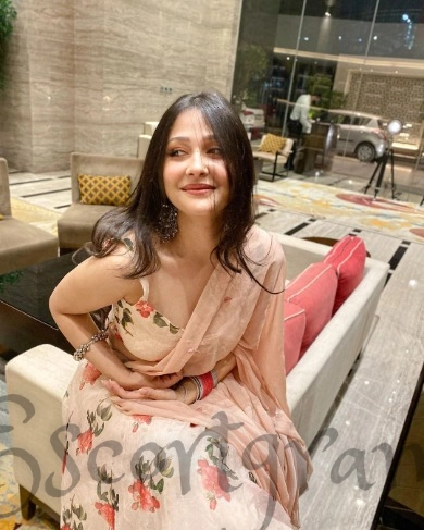 Call Girl MUMBAI Laxmi Sharma