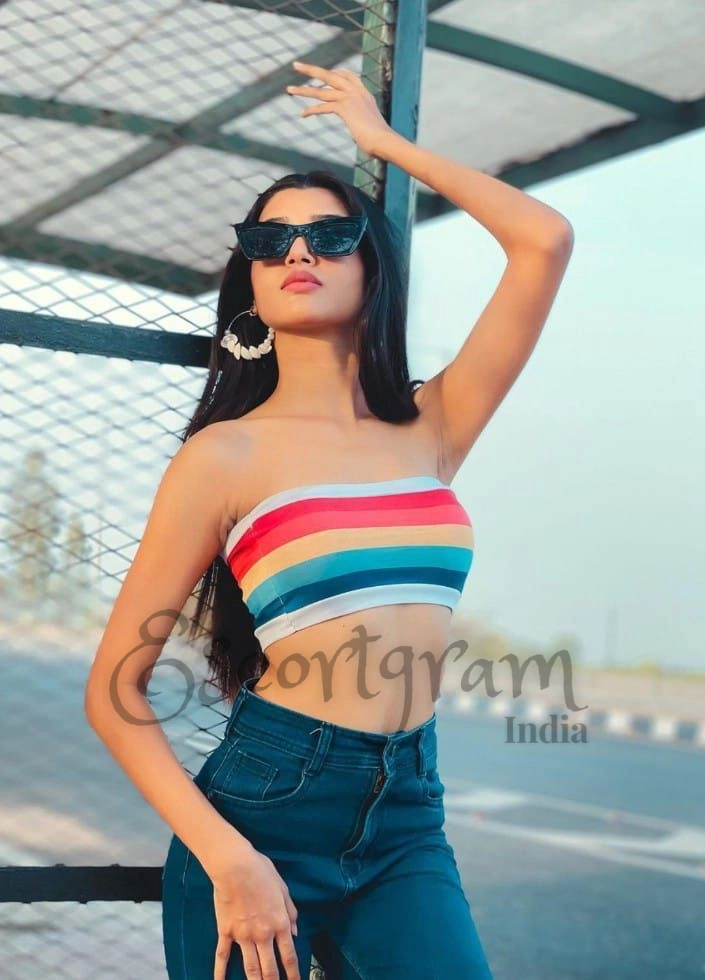 Call Girl MUMBAI Anushka