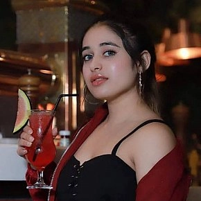 Call Girl MUMBAI Ashnoor Rizvi