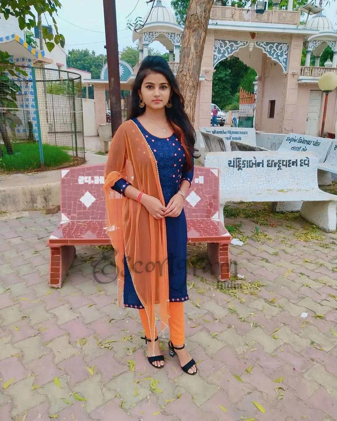 Call Girl MUMBAI Chavi Pandey