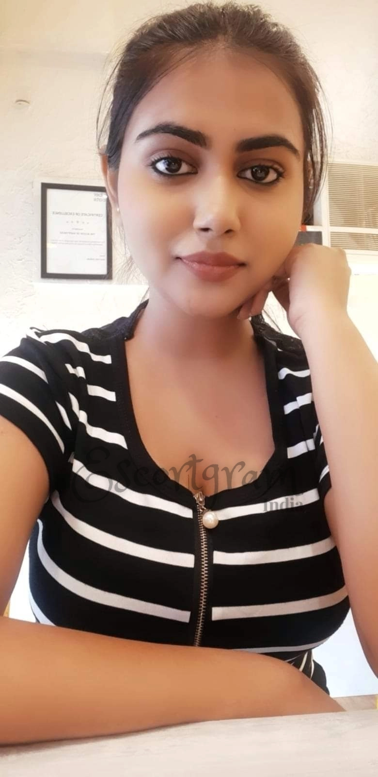 Call Girl MUMBAI Gayatri Malhotra