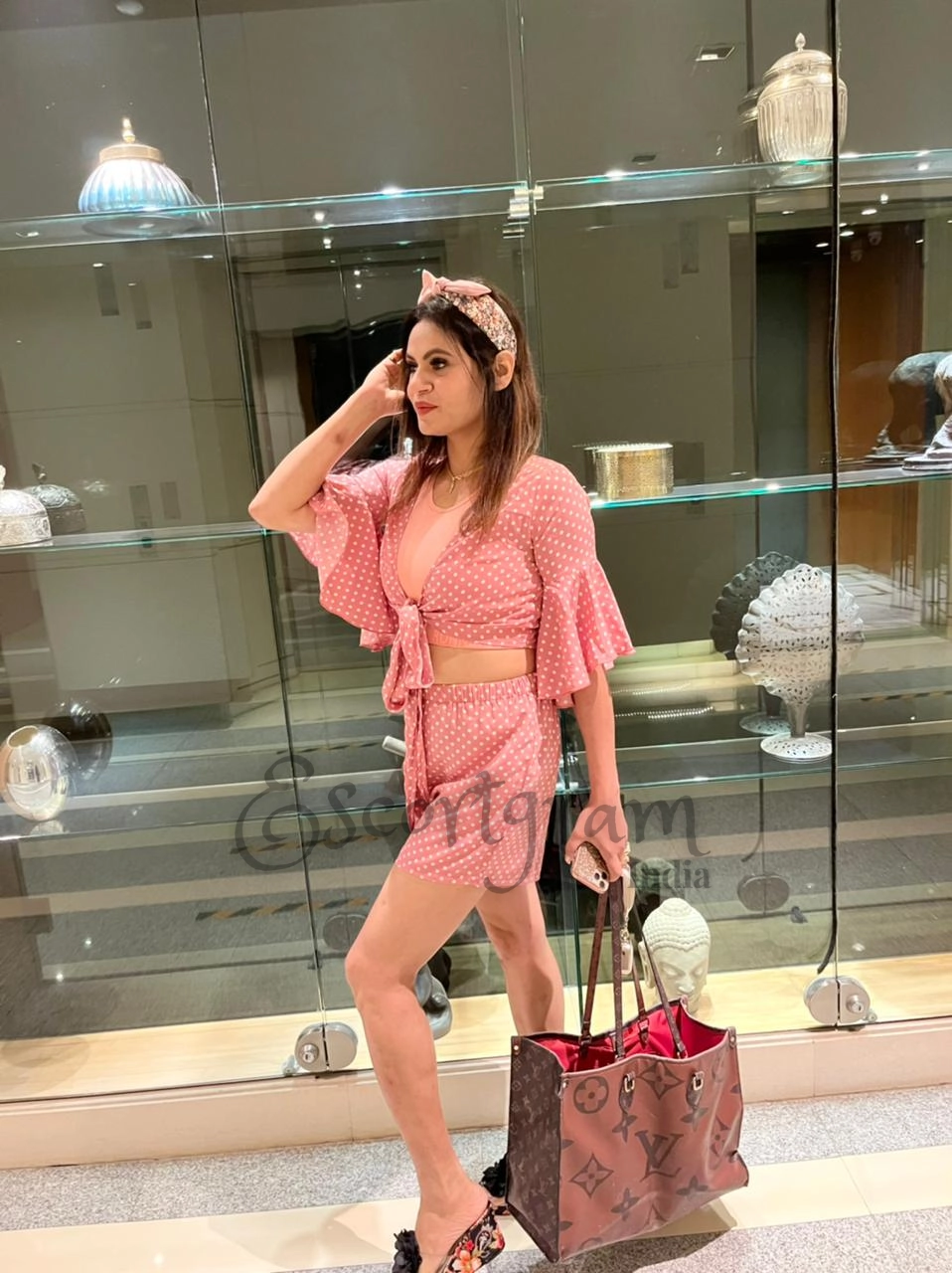 Call Girl MUMBAI Harshika Bansal