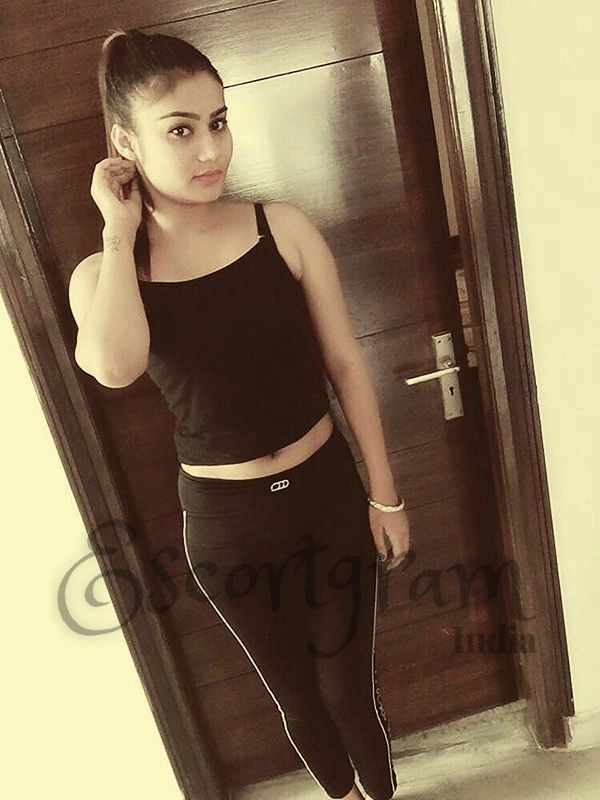 Call Girl MUMBAI Himanshi Lamba