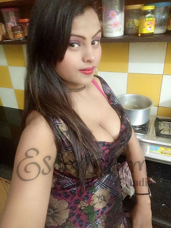 Call Girl MUMBAI Kasturi Bajaj