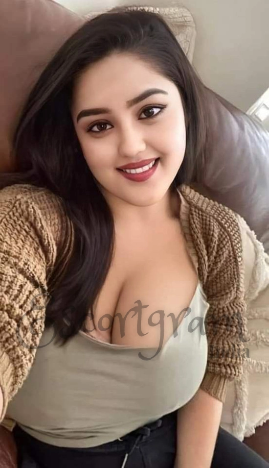 Call Girl MUMBAI Kasturi Bajaj