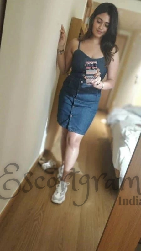 Call Girl MUMBAI Lakshita Arora