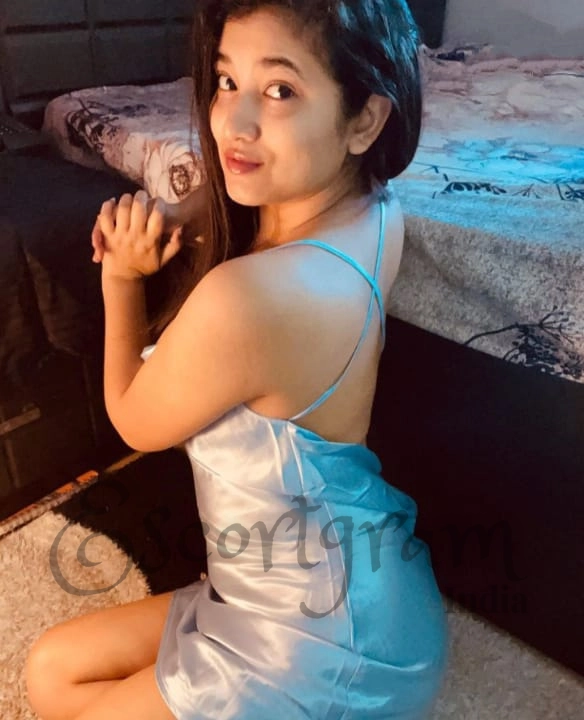 Call Girl MUMBAI Latika Sharma