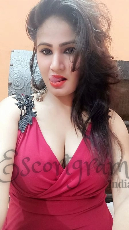 Call Girl MUMBAI Leena Roy