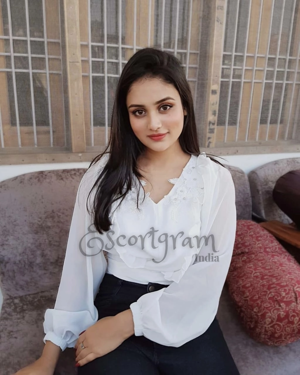 Call Girl Mumbai - Madhulika Verma