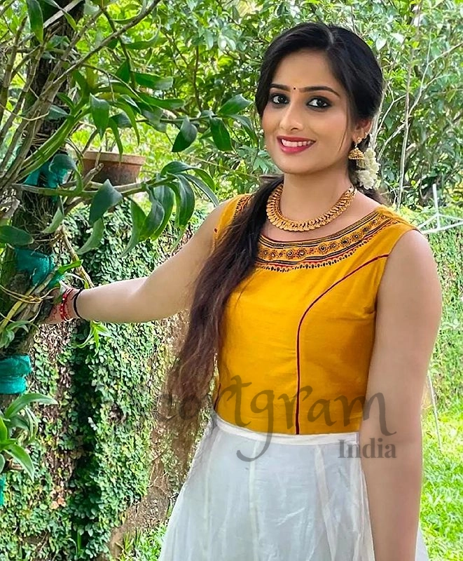 Call Girl MUMBAI Madhurima