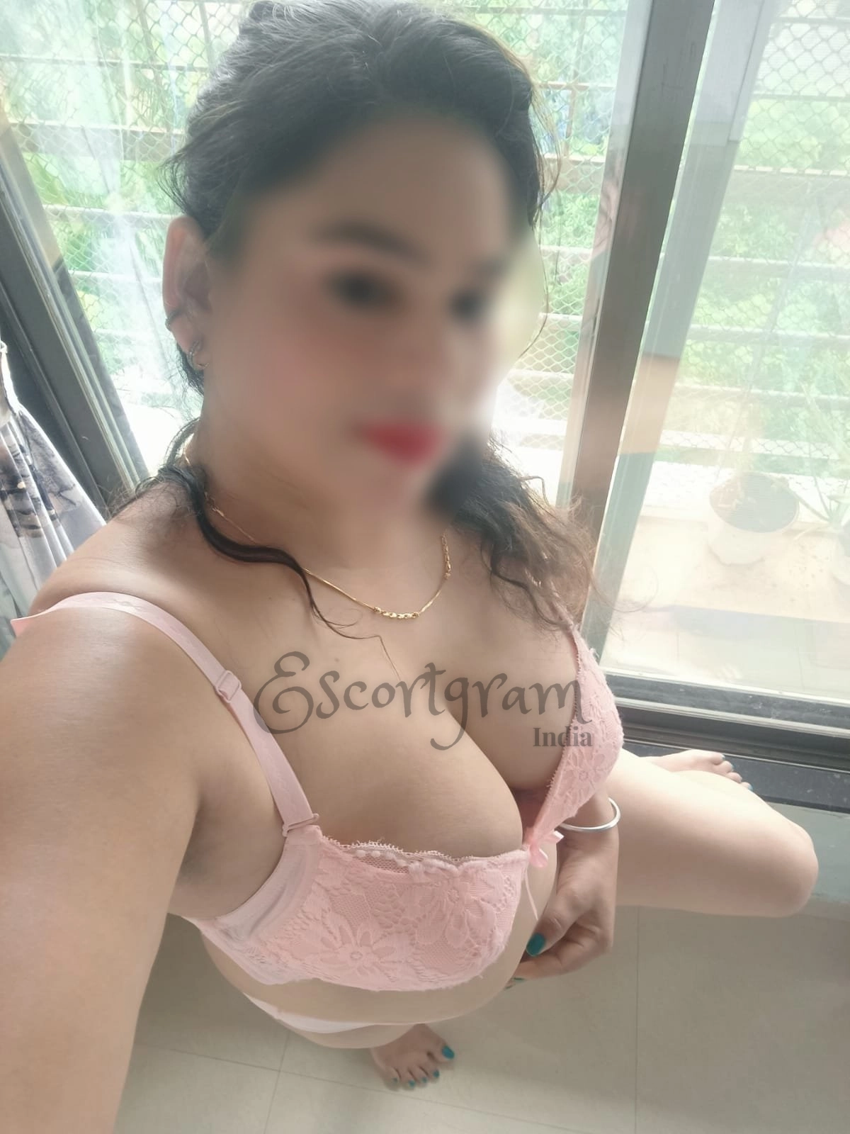 Call Girl MUMBAI Mamta
