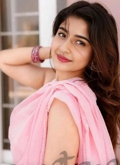 Call Girl MUMBAI Mayera Sharma
