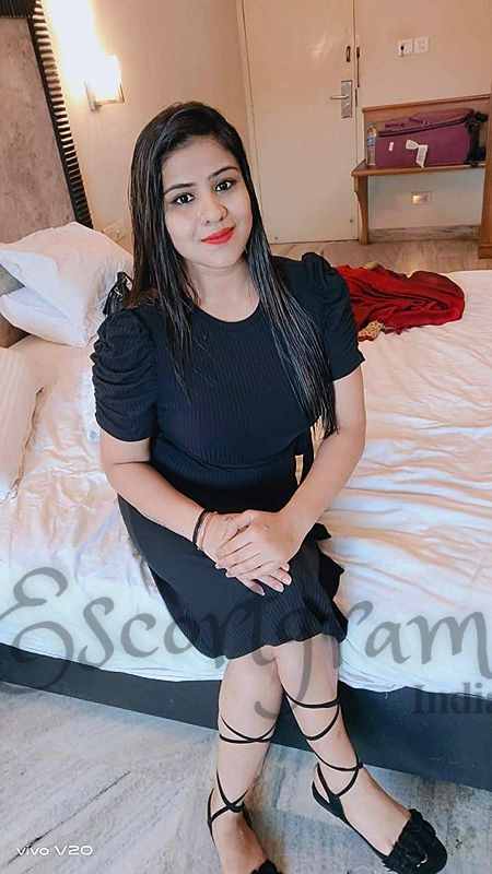 Call Girl MUMBAI Pooja Batra