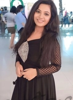 Call Girl MUMBAI Raghni
