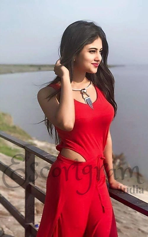 Call Girl MUMBAI Riya Pandey